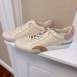 White Dolce Vita sneakers